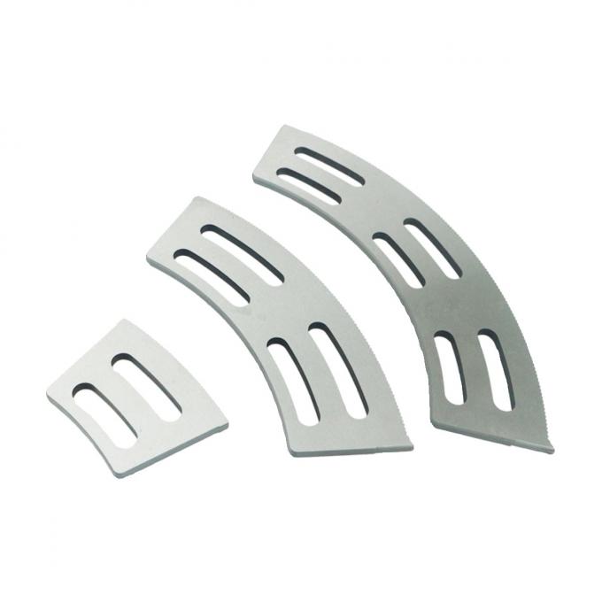 Lames de couteau &agrave; fente sup&eacute;rieure et inf&eacute;rieure pour couper du carton ondul&eacute; 1