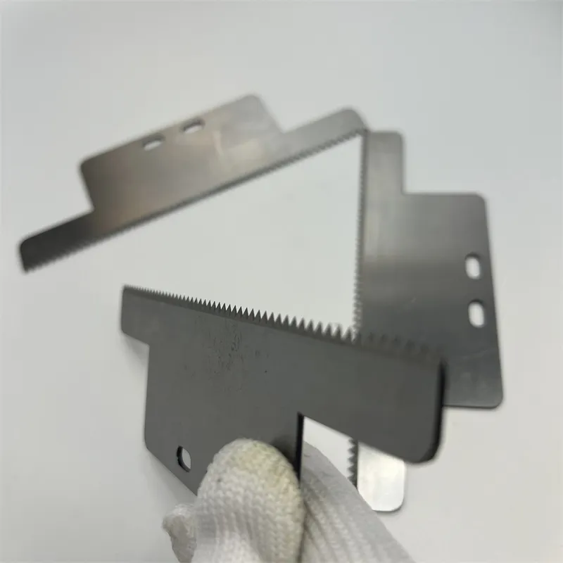 couteaux de coupe de papier en plastique lames de coupe de dents emballage lames dentées lames de scie 3