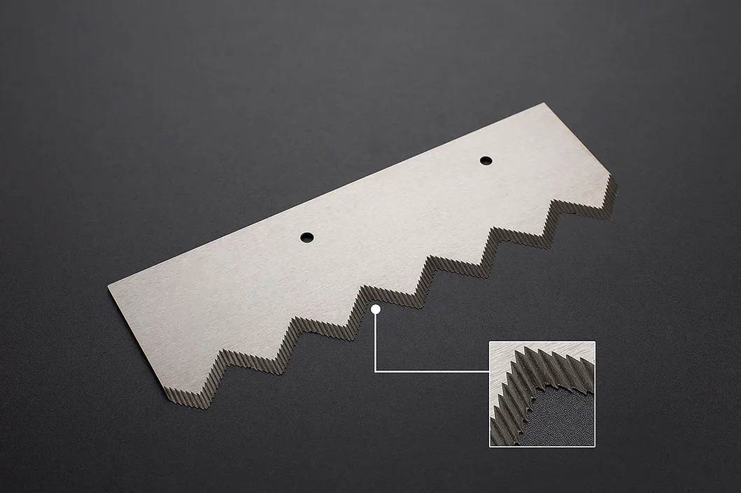 couteaux de coupe de papier en plastique lames de coupe de dents emballage lames dentées lames de scie 8